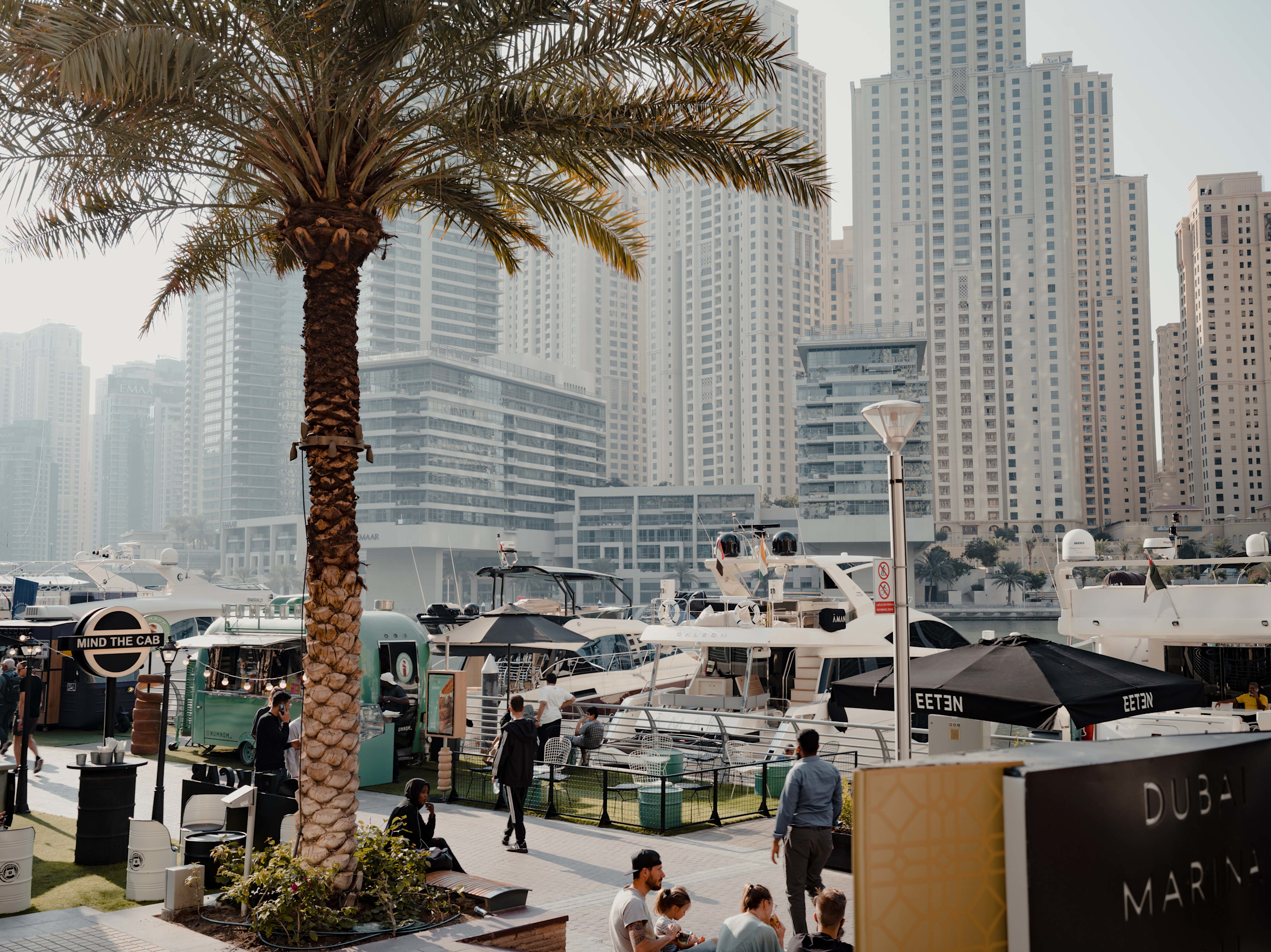 Dubai walkway
