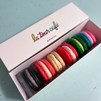 Macarons de La Tour Café en boîte (HI).